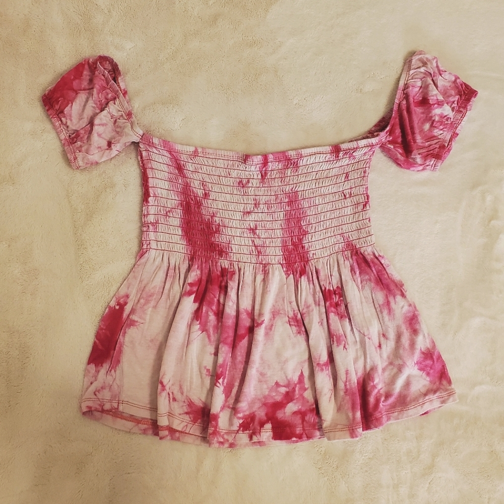 WOMEN TOP